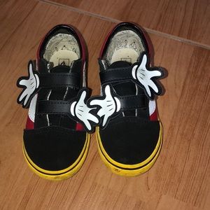 mickey mouse special edition Vans
